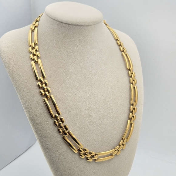 Monet Gold-Tone Ladder Link Choker Necklace 16" - 80s Vintage - Picture 6 of 12